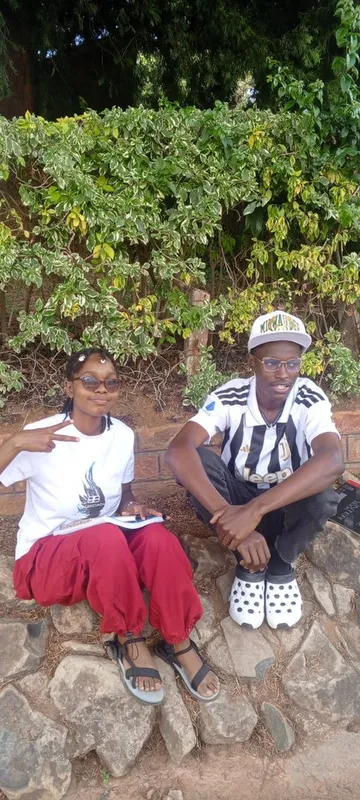 😂😂moja before tupeleke portfolio