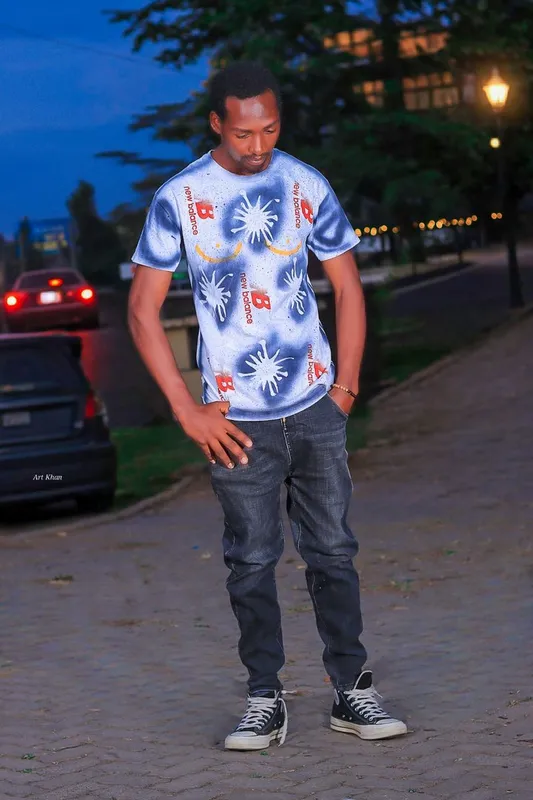 Mbona madem msiturape cc 🤔n hatutaenda kureport kwa polisi😋🤣