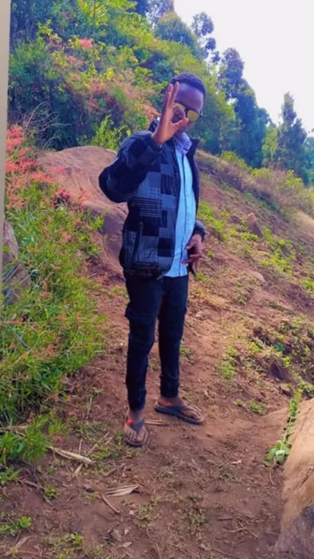 Maisha  ni matamu ila last day hiphop ilinipita