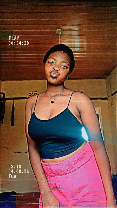 ✌️👌Life ni short lakini yangu ni toja 😜😜