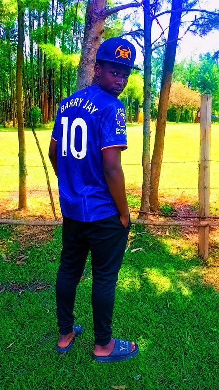 Kijana yenu MCHELESEA 🤣  hatakama muli n finish jana