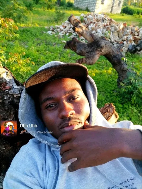 Follo me I follow you back, Let's fvcking grow each other