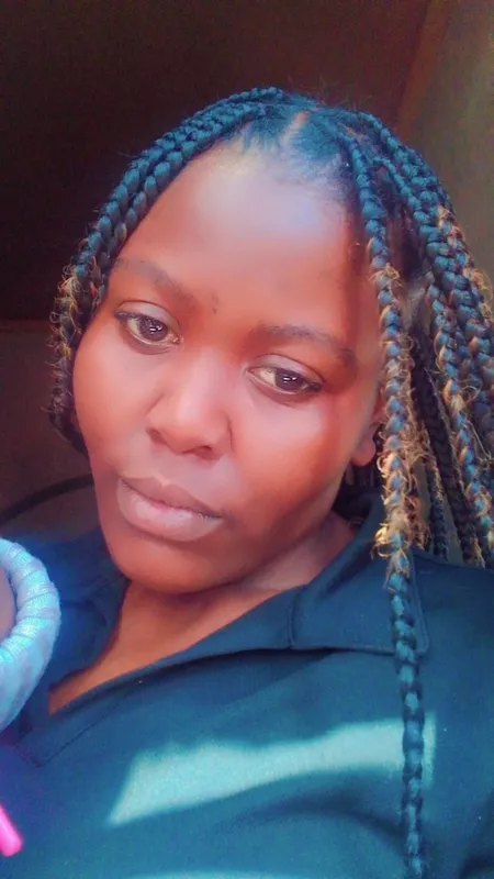 It's Dee mwenyewe 💞💞💞