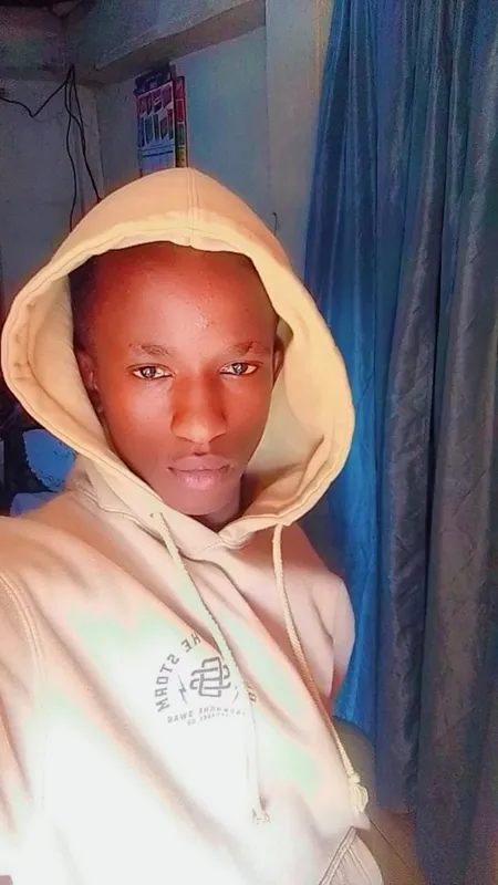 Single and searching 😊😊